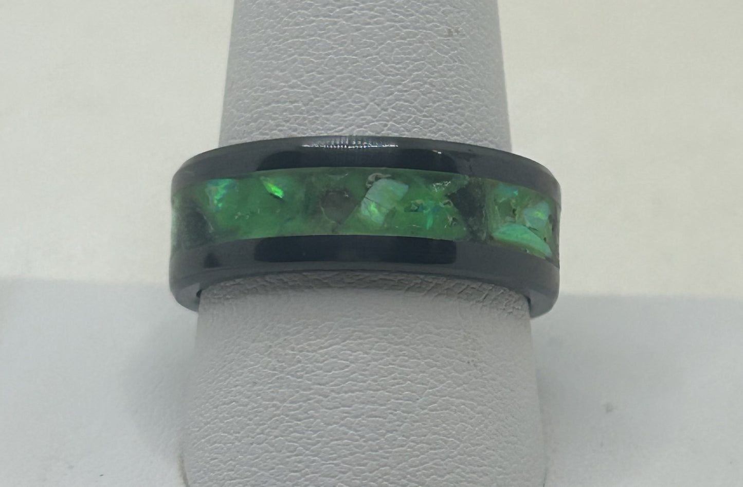 Emerald Neon Green Glow Powder Ceramic Ring